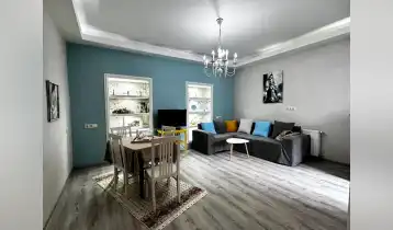 Продается 40m2 Нестандартный Старая постройка Квартира с ремонтом. Цена: 89000$