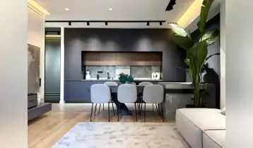 For Sale 104m2 Nonstandard New building Flat Newly renovated. Price: 275000$