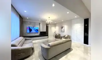 For Sale 132m2 Nonstandard New building Flat Newly renovated. Price: 285000$