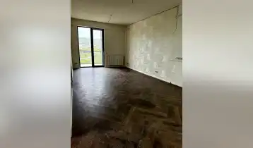 (Auto Translate!) The apartment is new with premium quality materials. There is also a kitchen stroke technique. The apartment is located in your house in Lisi Complex.