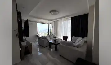 For Sale 146m2 Nonstandard New building Flat Newly renovated. Price: 300000$