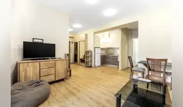(Auto Translate!) 3 bedroom corner apartment. Ideal location. Near the subway and school. Repaired, furniture. Sheeps will not be allowed.