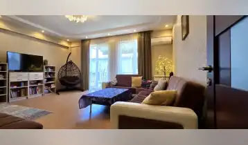 For Sale 103m2 Nonstandard New building Flat Newly renovated. Price: 235000$