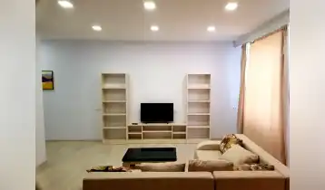 For Sale 69m2 Nonstandard New building Flat Newly renovated. Price: 87500$