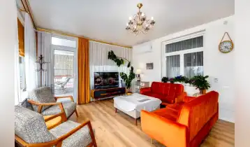 (Auto Translate!) 2 -storey very beautiful private house (cottage) in Upper Avchala. Beautiful panoramic views of Tbilisi. (Price can be negotiated). 6 bedrooms (including 1 master bedroom), 1 wardrobe room, 2 living rooms (1 fireplace), 2 kitchen, 1 outdoor kitchen and barbecue zone on the terrace, 3 bathrooms, 1 avto. Ideal location, 5 minutes drive from Tbilisi to a car. Different air and climate without leaving Tbilisi. The coolness and the pleasant breeze. Green and bird gut. If you are interested and to fully perceive the home, please see the video tied to the application. I can also provide you with additional photo and video material. The house is built with very high quality and solid construction, the thickness of the walls is 50-60 cm, which results in heat and cooling in the summer. The house is a new renovated and modern design style and is fully furnished with high quality furniture and appliances (techniques -Kuppersberg, Franke, Bosch, Delonghi, etc.). The house is equipped with central heating and air conditioning. The house is 2 -storey, and two relatives may live independently. • First Floor - 3 bedrooms, 1 bathroom, 1 living room -kitchen studio type and fireplace, 1 large terrace with an external, barbecue zone and bar zone. • I 1st Floor - 3 bedrooms (1 master), 2 bathrooms, 1 wardrobe room, 1 living room -kitchen studio type, 1 terrace, 1 balcony, 1 garage. The house has a terraced garden, where fruits of different varieties are planted. (Chandler nuts, Georgian nuts, vines, pomegranates, figs, karaliok, cherries, plums, peaches, apple, gear, red and white flames, apples, pears, alucha, tkemali, figs, malina and blackberries).