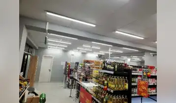 Продается 253m2 Новостройка Коммерческая площадь (Универсальная площадь) с новым ремонтом. Цена: 430000$