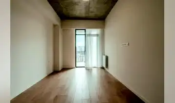 {{ gallery.alt }}