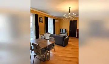Продается 134m2 Нестандартный Новостройка Квартира с ремонтом. Цена: 268000$
