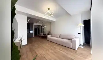 For Sale 140m2 Nonstandard New building Flat Newly renovated. Price: 269000$