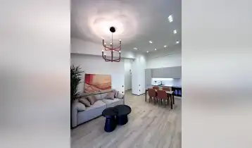  64m2 Нестандартный Новостройка  с новым ремонтом. : 185000