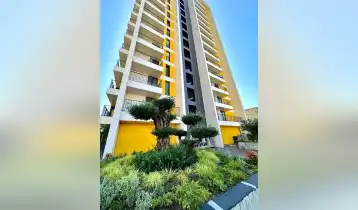 იყიდება 79m2 არასტანდარტული ახალი აშენებული ბინა თეთრი კარკასი. ფასი: 158404A