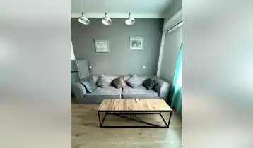 For Sale 30m2 Nonstandard Old Building Flat Newly renovated. Price: 100000$