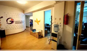 {{ gallery.alt }}