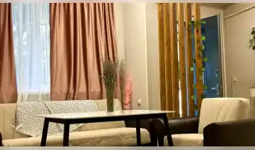 For Sale 70m2 City Old Building Flat Newly renovated. Price: 150000$