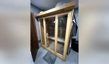 {{ gallery.alt }}