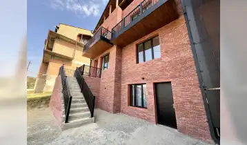 For Sale 370m2 New building Private House Green frame. Price: 357000$