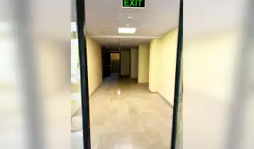 {{ gallery.alt }}