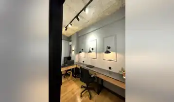 {{ gallery.alt }}