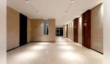 {{ gallery.alt }}