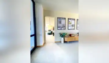 {{ gallery.alt }}