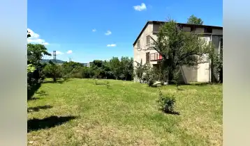 For Sale 500m2 Old Building Private House Old renovated. Price: 420000$