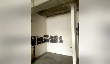 {{ gallery.alt }}