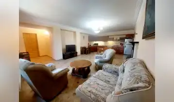 (Auto Translate!) Capital house for sale, in one of the best places in Tsavkis. 18 minutes from Freedom Square.

 I floor: entrance, wardrobe, living room, kitchen and bathroom; II floor - two bedrooms, living room and bathroom; III floor - two bedrooms, living room, toilet, balcony. 1158 m² yard with green lawn, 30+ mature trees and 23 varieties of roses;  pool with heating, filtration and appropriate accessories;  fully equipped kitchen; two fireplaces; Parquet, wooden interior doors and stairs; energy efficient windows ???? electricity, water, natural gas, internet + television; alarm and security; yard parking for more than 3 cars + gate with remote opening;  8 ton water reserve; Organized infrastructure, newly rehabilitated and asphalted road.