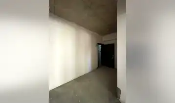 {{ gallery.alt }}