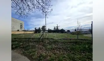 (Auto Translate!) A 3010 m² plot of land is for sale in Tbilisi, on the Kakheti highway.

It represents an ideal opportunity for investors