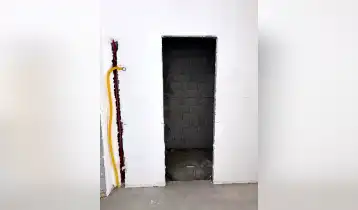 {{ gallery.alt }}