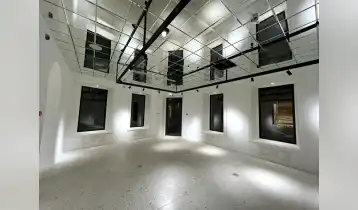 (Auto Translate!) On one of the most prestigious and high-traffic streets of Tbilisi, an outstanding commercial space is for sale, which combines elegant design, strategic location and strong investment potential.