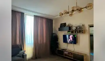 (Auto Translate!) For sale is a newly built house with clean repairs, handed over to the City Hall and put into operation. The house is rented under a contract.