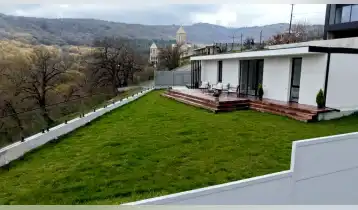 For Sale 140m2 New building Private House Newly renovated. Price: 185000$