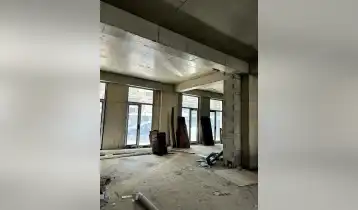 (Auto Translate!) Space for rent on Politkovskaya Street, on the first floor of a residential building, suitable for various businesses.
The price per square meter is $10
Area: 225 sq m with black frame