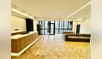 Продается 152m2 Нестандартный Новостройка Квартира с новым ремонтом. Цена: 355000$