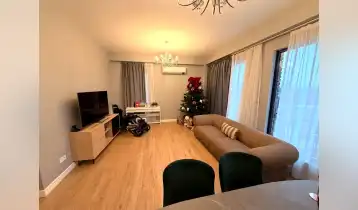 Продается 155m2 Нестандартный Новостройка Квартира с новым ремонтом. Цена: 365000$