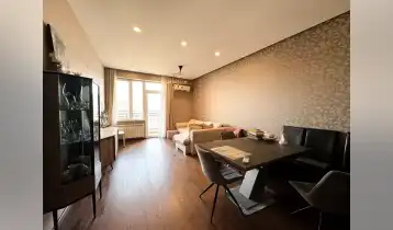 Продается 132m2 Нестандартный Новостройка Квартира с новым ремонтом. Цена: 300000$