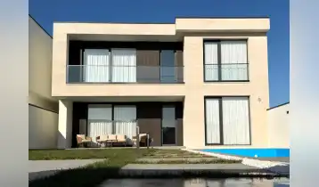 For Sale 320m2 New building Private House Newly renovated. Price: 570000$