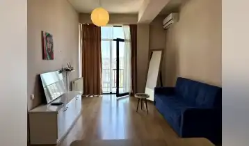 Продается 48m2 Нестандартный Новостройка Квартира со старым ремонтом. Цена: 102000$