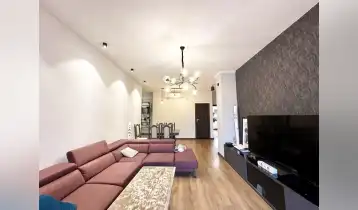 Продается 106m2 Нестандартный Новостройка Квартира с новым ремонтом. Цена: 239000$