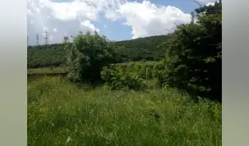 იყიდება 658m2 მიწის ნაკვეთი (სასოფლო). ფასი: 95410$