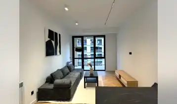 {{ gallery.alt }}
