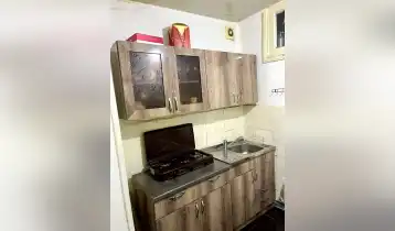 {{ gallery.alt }}
