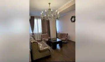 იყიდება 65m2 არასტანდარტული ძველი აშენებული ბინა ძველი რემონტით. ფასი: 95000$