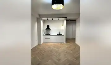 For Sale 64m2 Nonstandard New building Flat Newly renovated. Price: 143000$