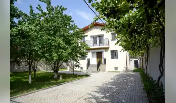 For Rent 360m2 New building Private House Renovated. Price: 1850$