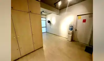 {{ gallery.alt }}