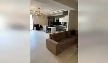 For Rent 115m2 Nonstandard New building Flat Newly renovated. Price: 1700$